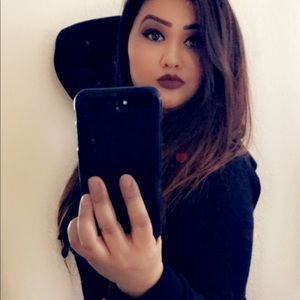 Meet your Posher, Stephanie